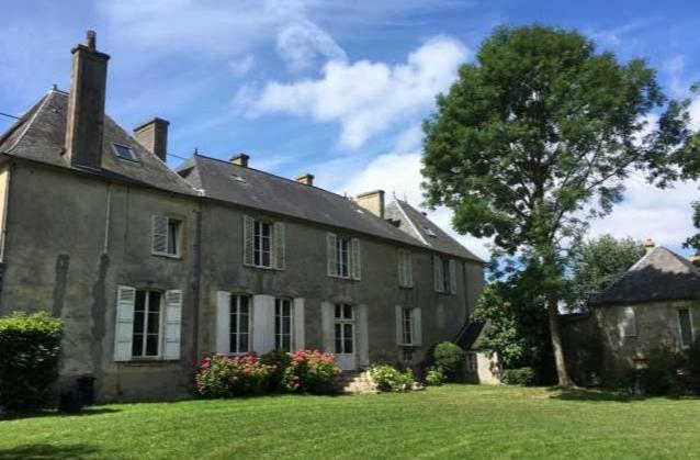 Les Escuries Apartment *
